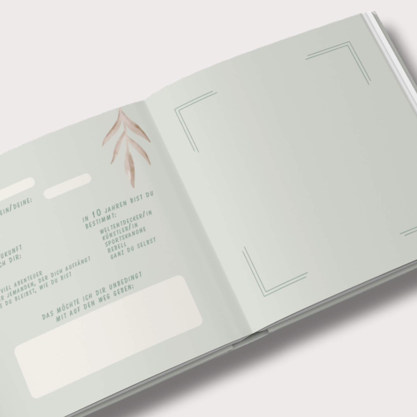 Gästeseiten eines Erinnerungsbuchs zum 1. Geburtstag mit Platz zum Ausfüllen und Einkleben von Fotos, minimalistisches Layout in Grün- und Sandfarben
