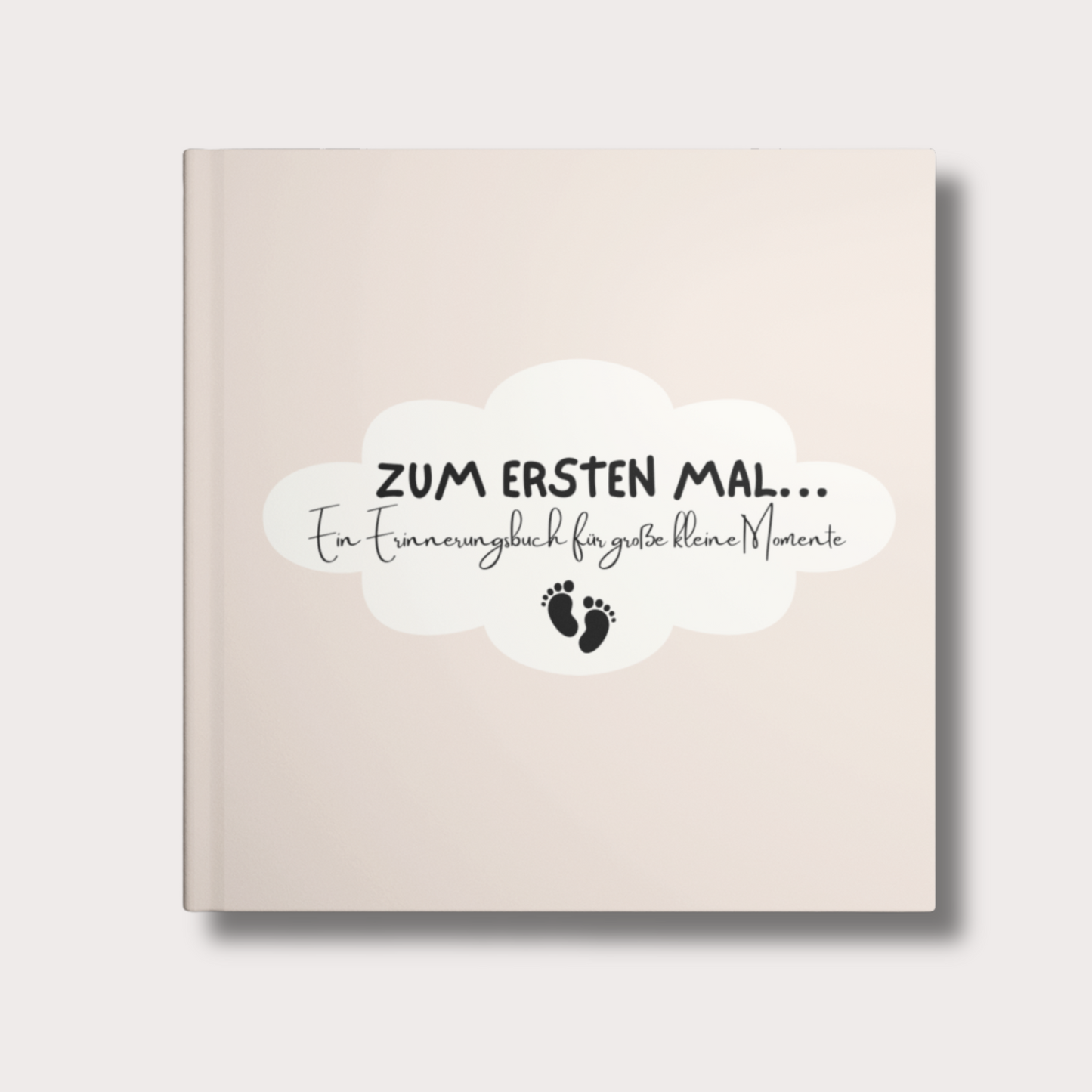 Quadratisches Meilensteinbuch für Babys in pastellrosa Hardcover mit minimalistischer Aufschrift, zum ersten Mal-Erinnerungen an kleine große Momente. Perfektes Geschenk zur Geburt oder Babyshower.