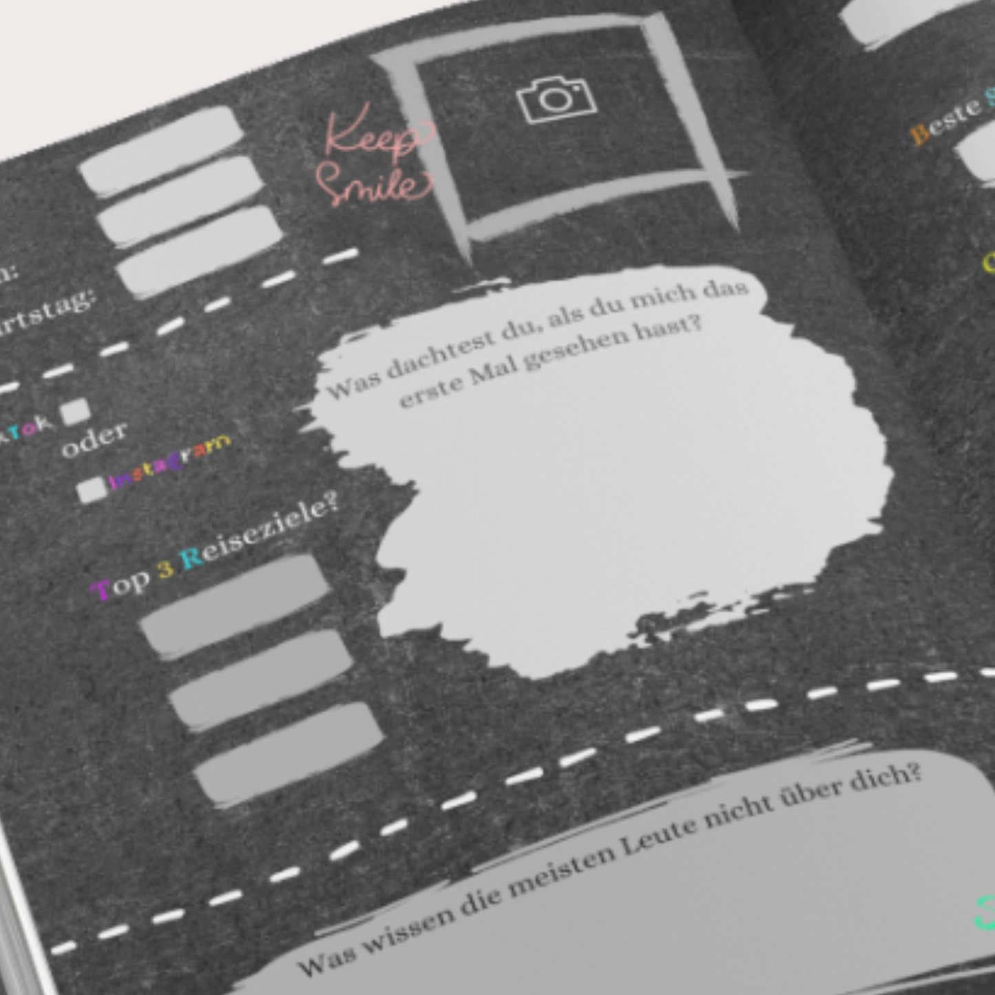 Freundebuch für Teenager mit Platz zum Einkleben eines Fotos auf jeder Freundeseite