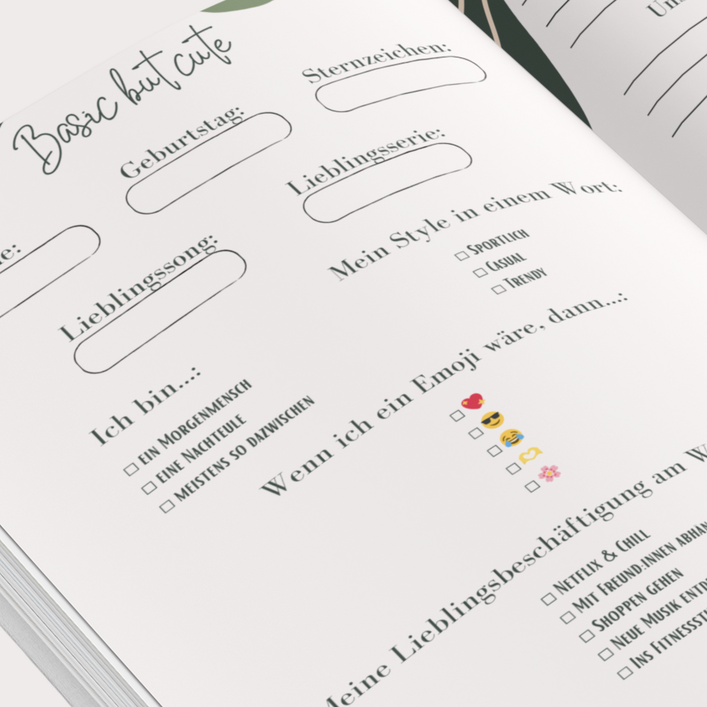 Verschiedene Innenseiten des Besties Freundebuchs mit vier unterschiedlichen Seitenarten für jede Freundin.