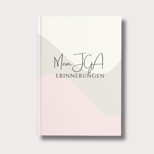 Zartes pastellfarbenes Cover mit einem eleganten, modernen Design. In stilvoller Schrift steht der Titel „Mein JGA-Erinnerungen“ auf der Vorderseite. Das Design wirkt feminin, verspielt und feierlich – perfekt für eine legendäre Junggesellinnenabschiedsfeier.