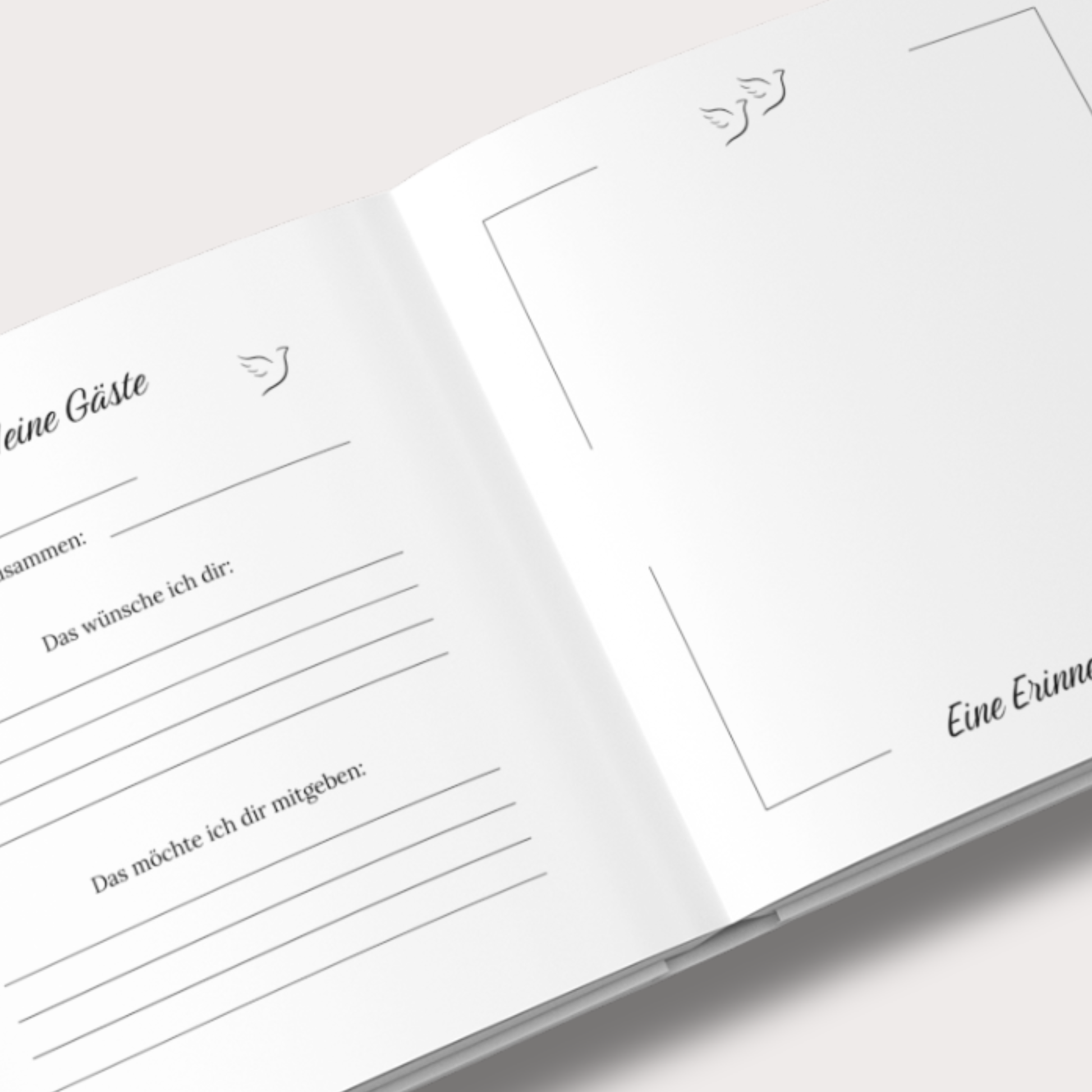 Innenseiten des Taufbuchs mit Platz für Fotos und Texte der Gäste auf hochwertigem 170g Recyclingpapier.