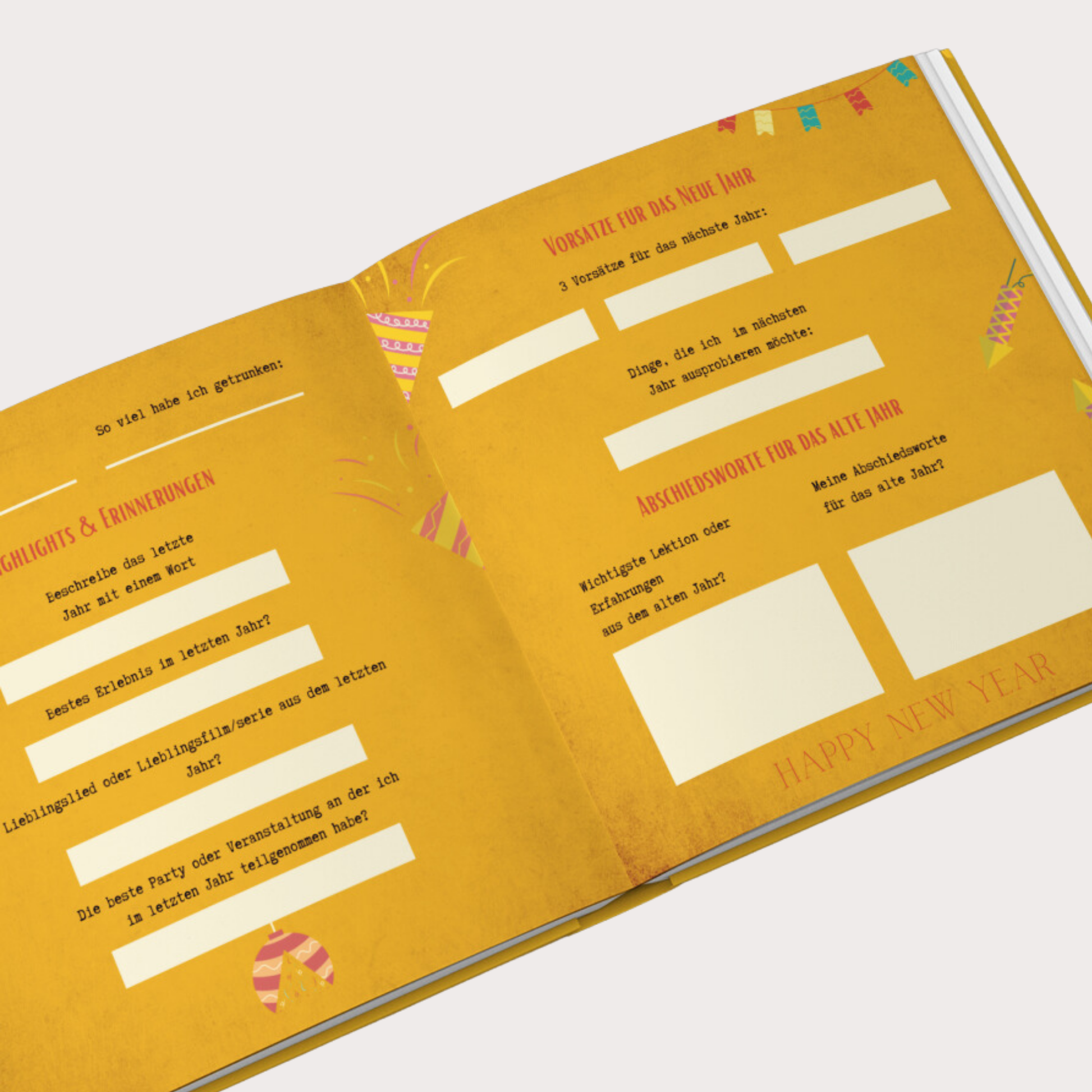 Innenansicht des Silvester-Gästebuchs in orangefarbenem Retro-Design mit Fragen zum Ausfüllen, Ankreuzfeldern und Platz für Fotos.